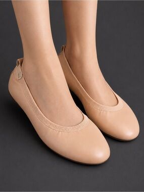 G.H. Bass & Co. Beige Ballet Flats